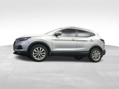 2022 Nissan Rogue Sport SV