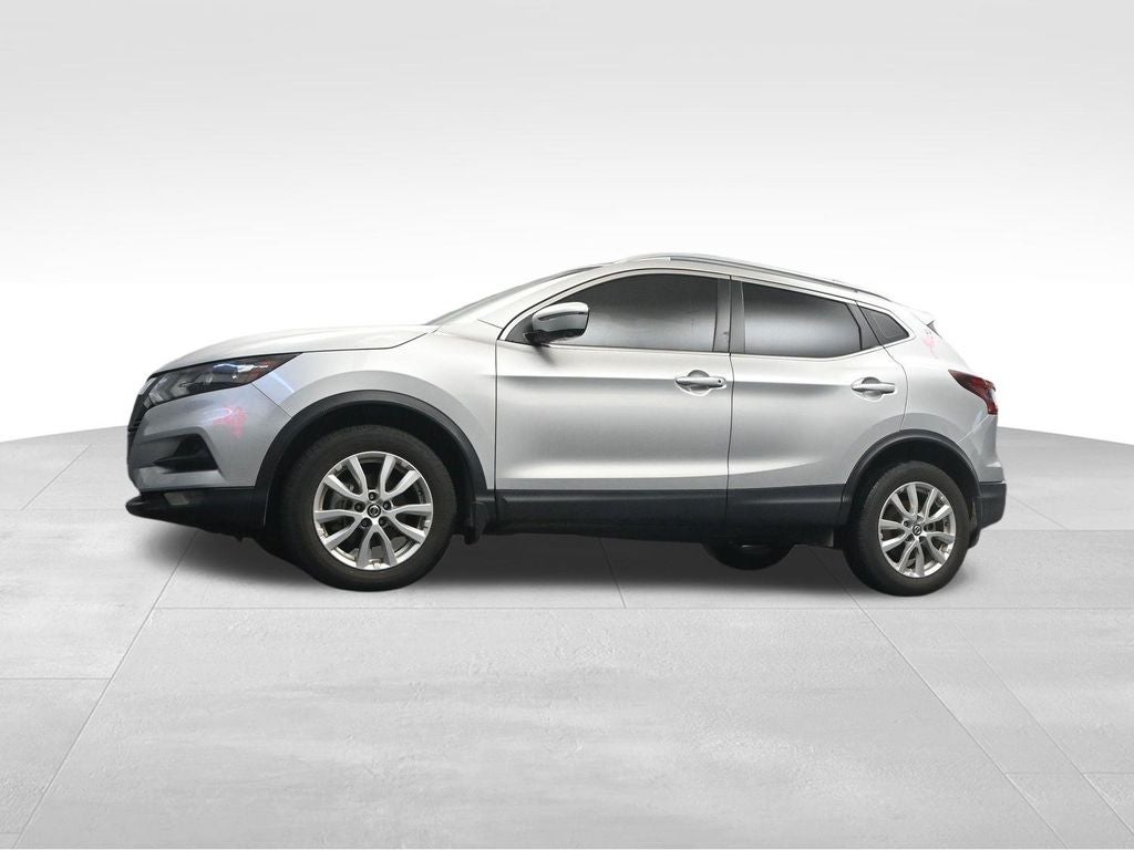 2022 Nissan Rogue Sport SV