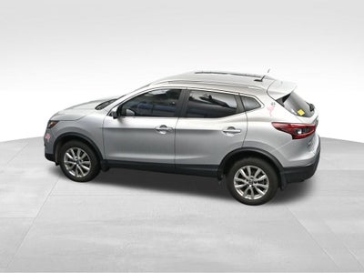 2022 Nissan Rogue Sport SV