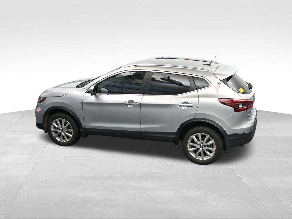 2022 Nissan Rogue Sport SV