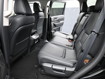 2025 Nissan Armada SV