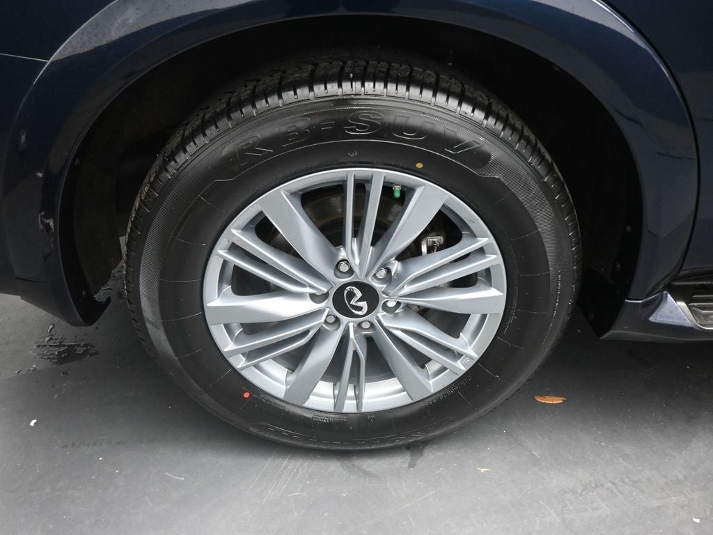 2024 INFINITI QX80 LUXE