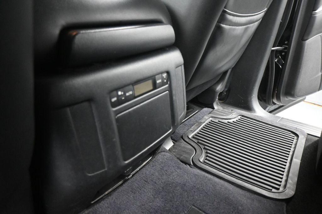 2016 INFINITI QX80 Base