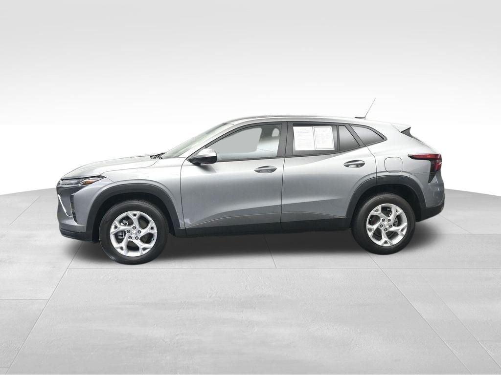 2025 Chevrolet Trax LS