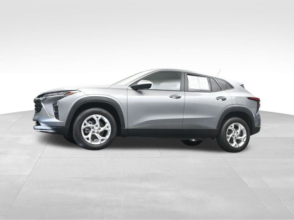 2025 Chevrolet Trax LS