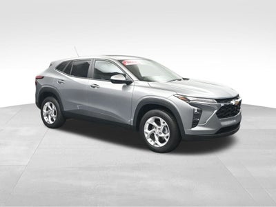 2025 Chevrolet Trax LS