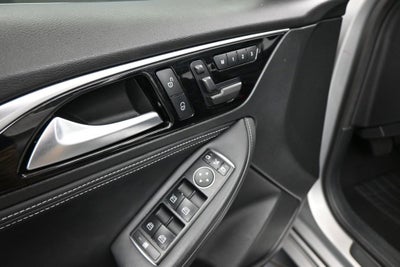 2019 INFINITI QX30 LUXE
