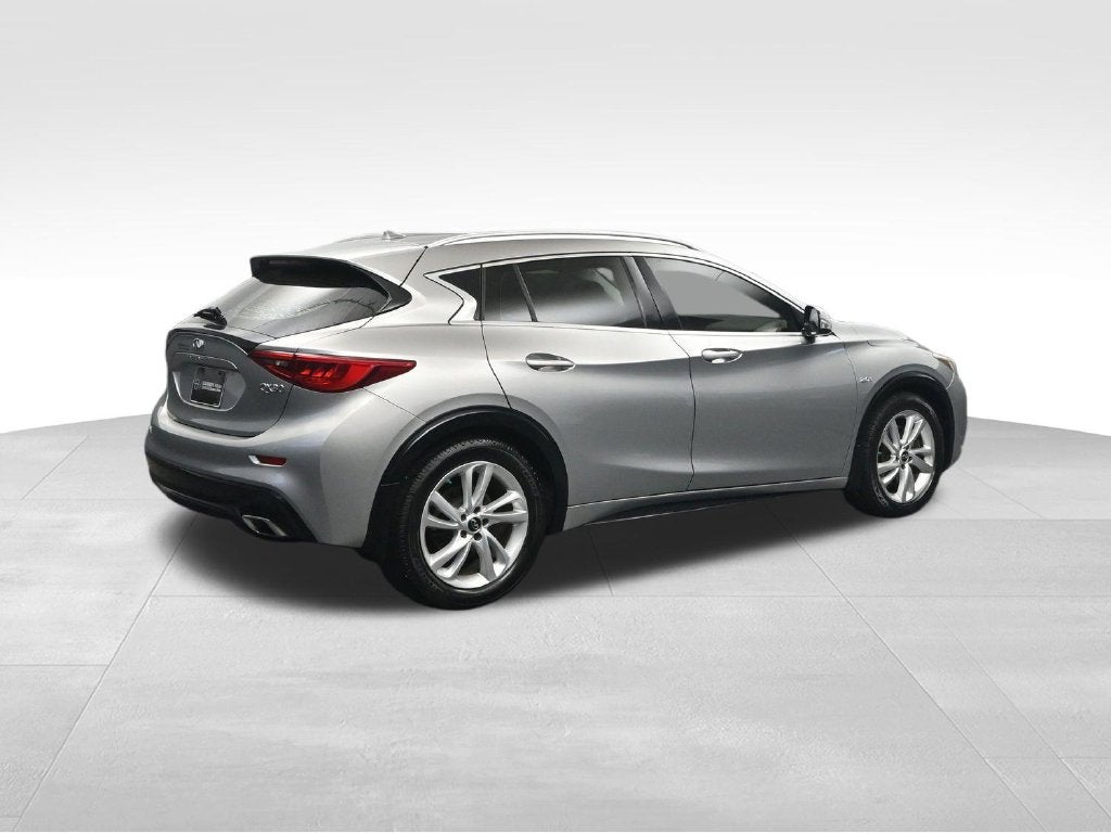 2019 INFINITI QX30 LUXE