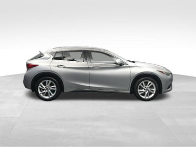 2019 INFINITI QX30 LUXE