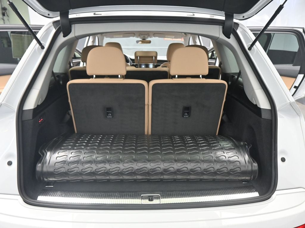 2020 Audi Q7 55 Premium Plus quattro