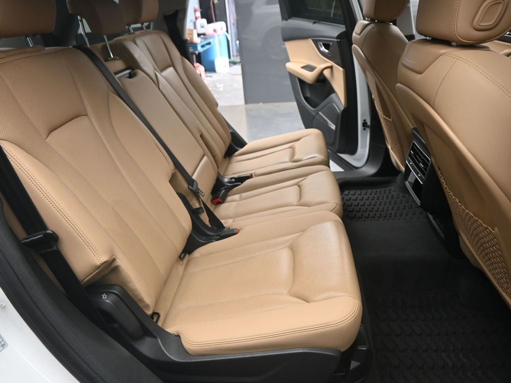 2020 Audi Q7 55 Premium Plus quattro