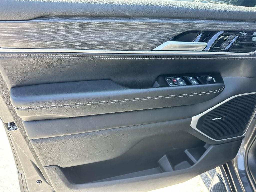 2024 Jeep Wagoneer L Series II