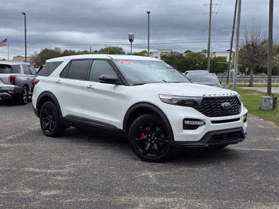 2022 Ford Explorer ST