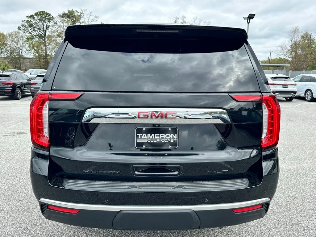 2022 GMC Yukon SLT