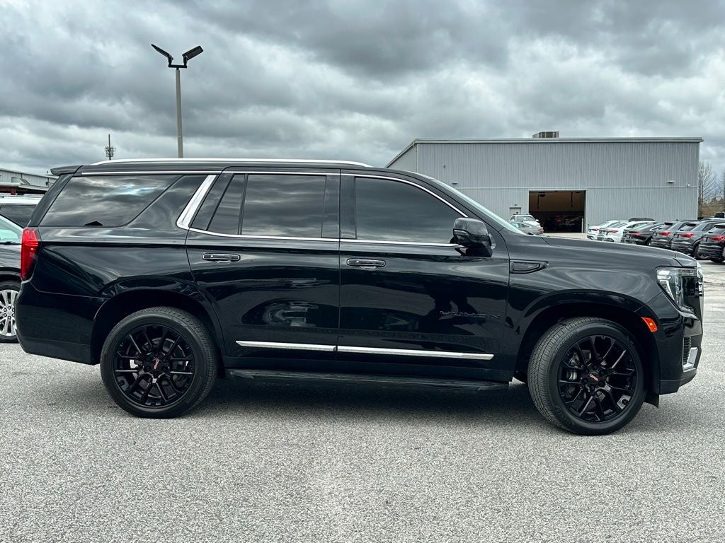 2022 GMC Yukon SLT