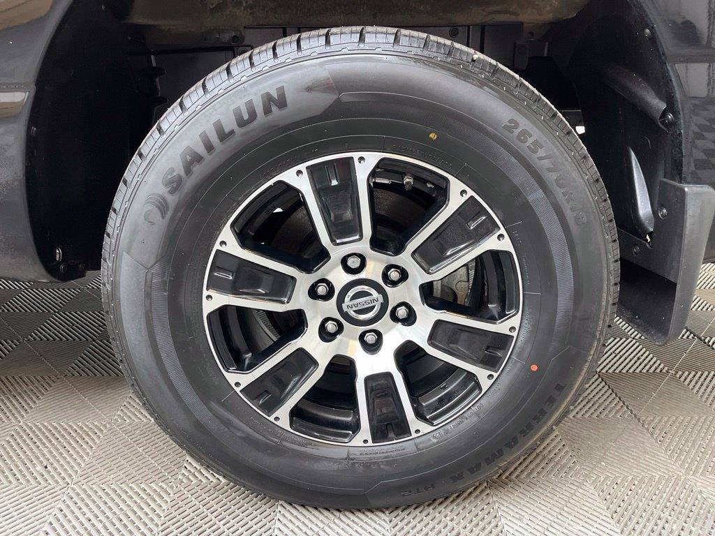 2024 Nissan Titan SV