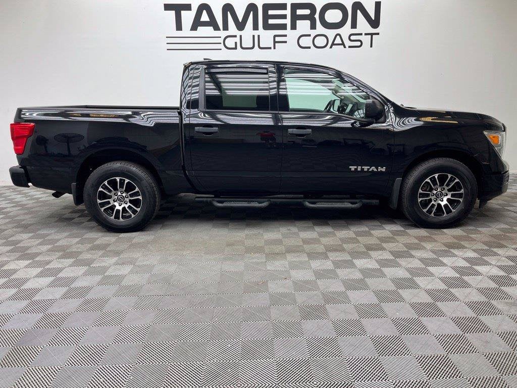 2024 Nissan Titan SV