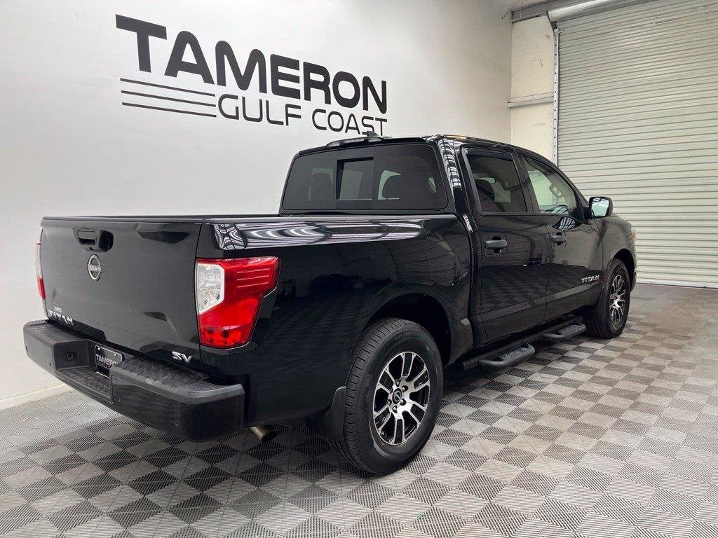 2024 Nissan Titan SV