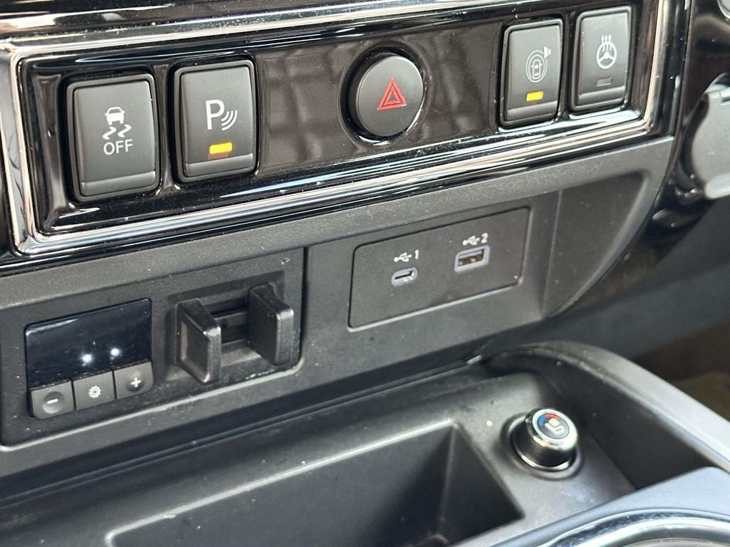 2021 Nissan Titan Platinum Reserve