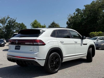 2026 Volkswagen Atlas Cross Sport 2.0T SEL R-Line Black