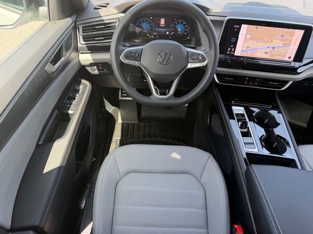 2026 Volkswagen Atlas Cross Sport 2.0T SEL R-Line Black