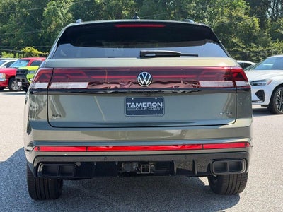 2026 Volkswagen Atlas Cross Sport 2.0T SEL R-Line Black
