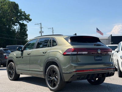 2026 Volkswagen Atlas Cross Sport 2.0T SEL R-Line Black