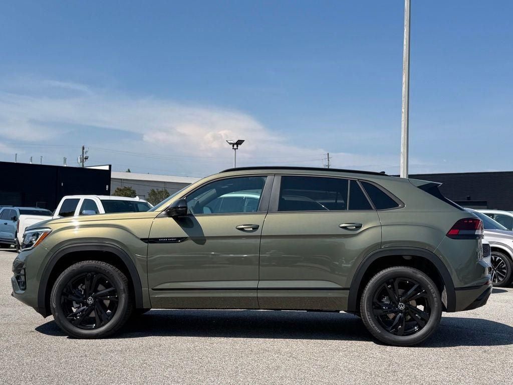 2026 Volkswagen Atlas Cross Sport 2.0T SEL R-Line Black