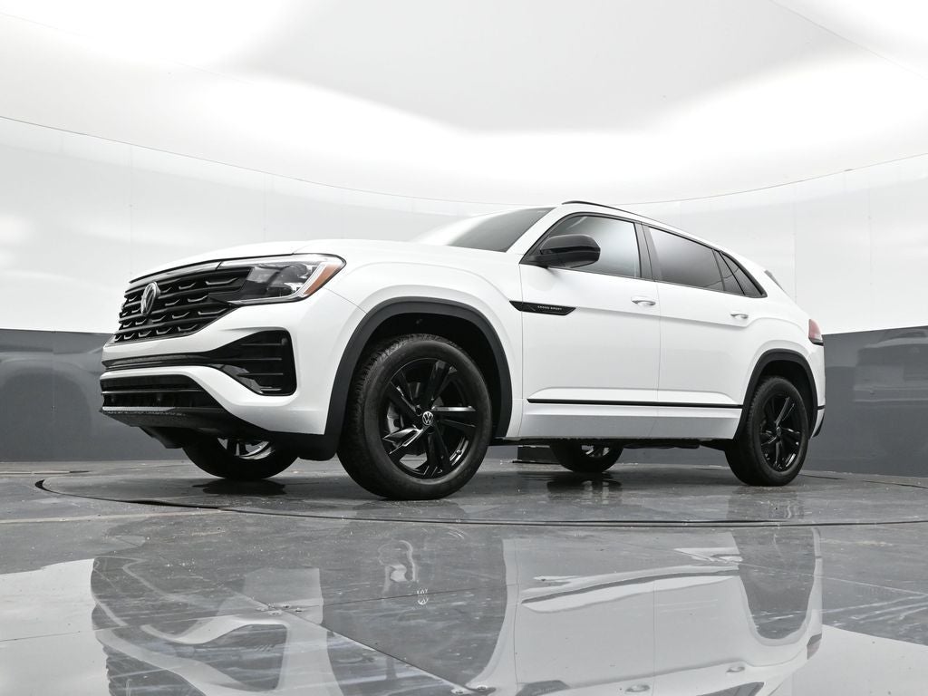 2026 Volkswagen Atlas Cross Sport 2.0T SEL R-Line Black