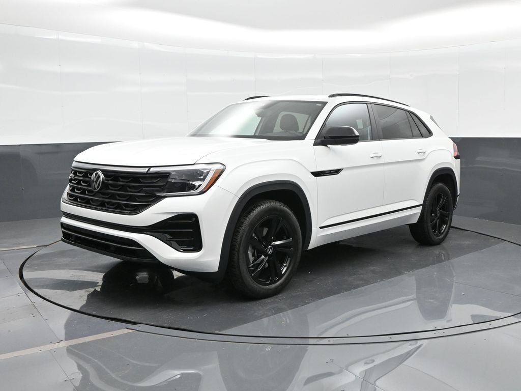 2026 Volkswagen Atlas Cross Sport 2.0T SEL R-Line Black