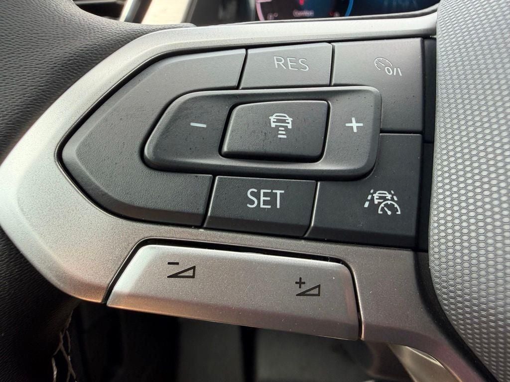 2026 Volkswagen Atlas Cross Sport 2.0T SE