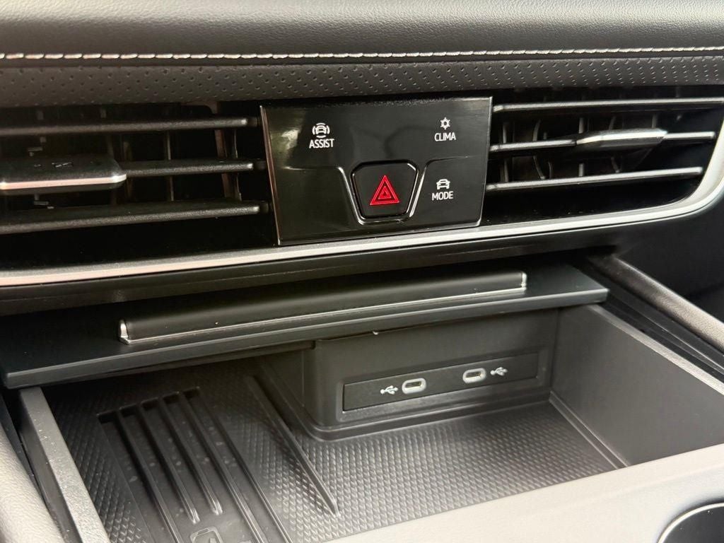 2026 Volkswagen Atlas Cross Sport 2.0T SE