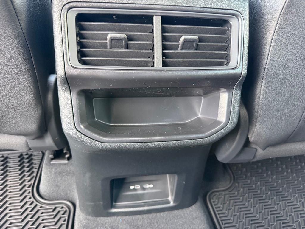 2026 Volkswagen Atlas Cross Sport 2.0T SE