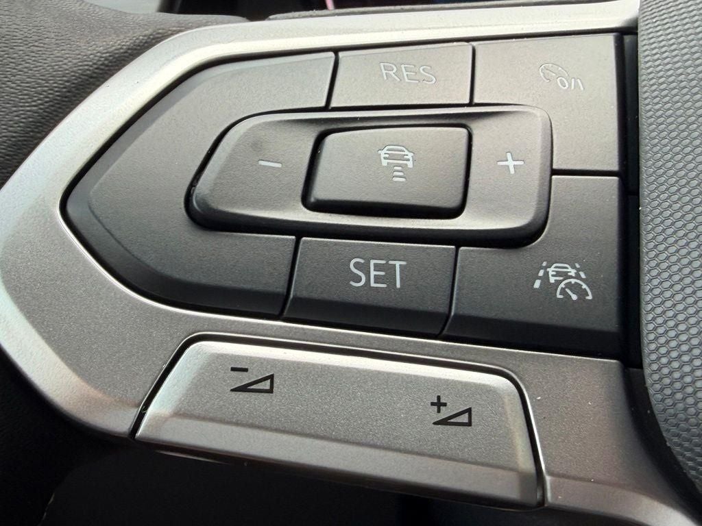 2026 Volkswagen Atlas Cross Sport 2.0T SE