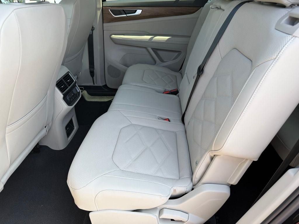 2026 Volkswagen Atlas 2.0T SE