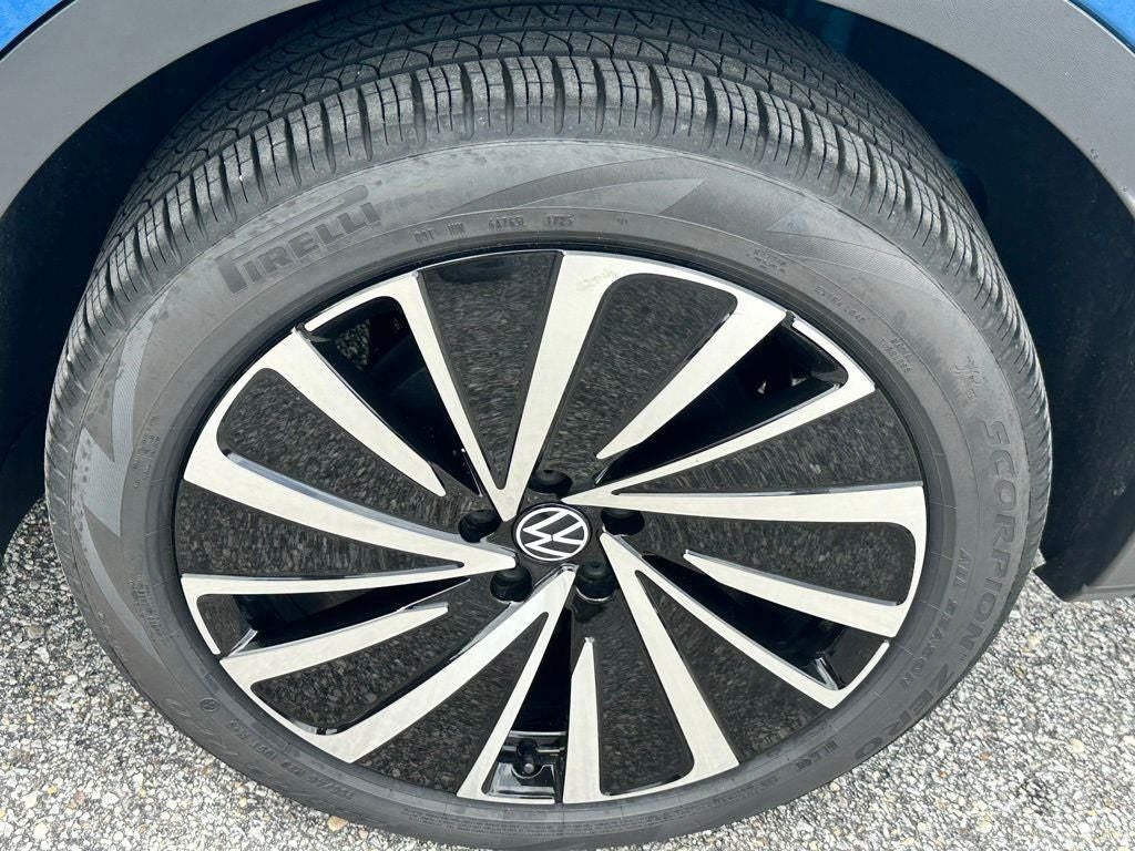 2025 Volkswagen ID.4 Pro