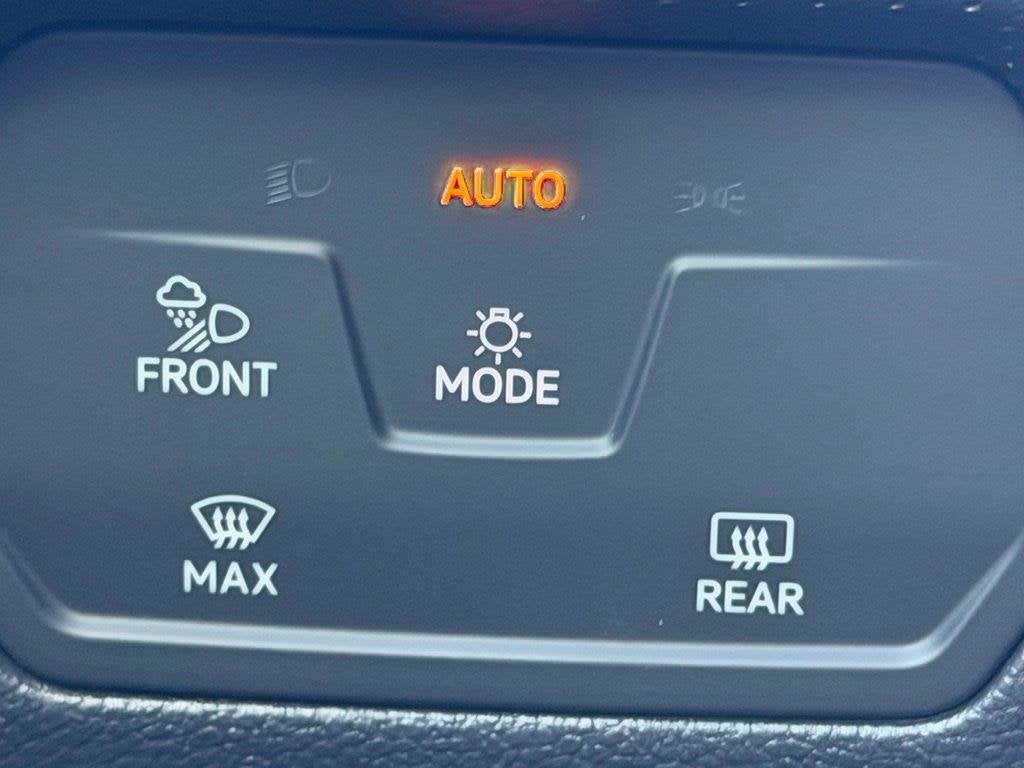 2026 Volkswagen Atlas Cross Sport SEL Premium R-Line
