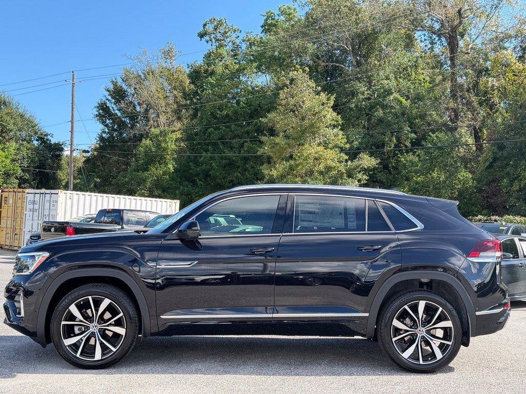 2026 Volkswagen Atlas Cross Sport SEL Premium R-Line