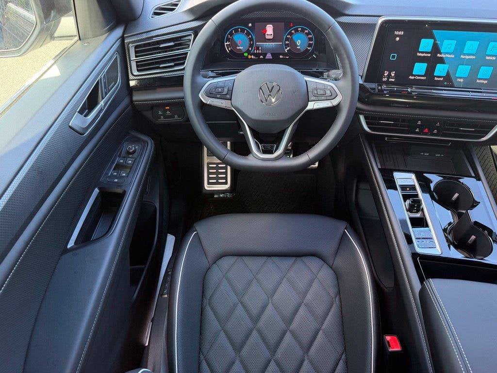 2026 Volkswagen Atlas Cross Sport SEL Premium R-Line