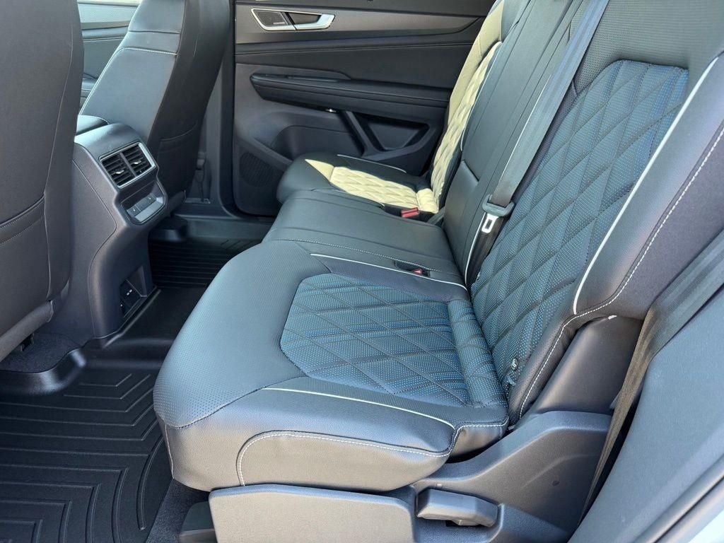 2026 Volkswagen Atlas Cross Sport 2.0T SEL Premium R-Line