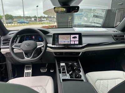 2025 Volkswagen Atlas Cross Sport 2.0T SEL Premium R-Line