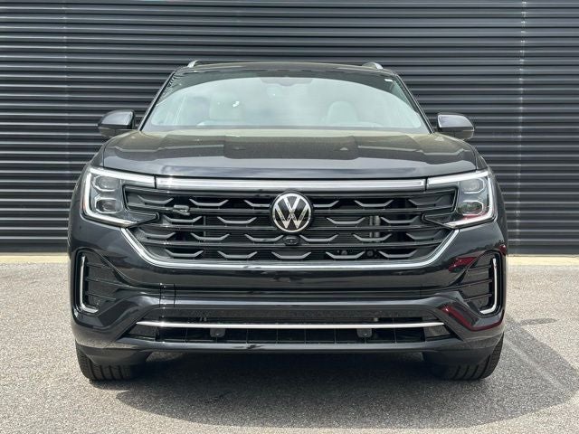 2025 Volkswagen Atlas Cross Sport 2.0T SEL Premium R-Line