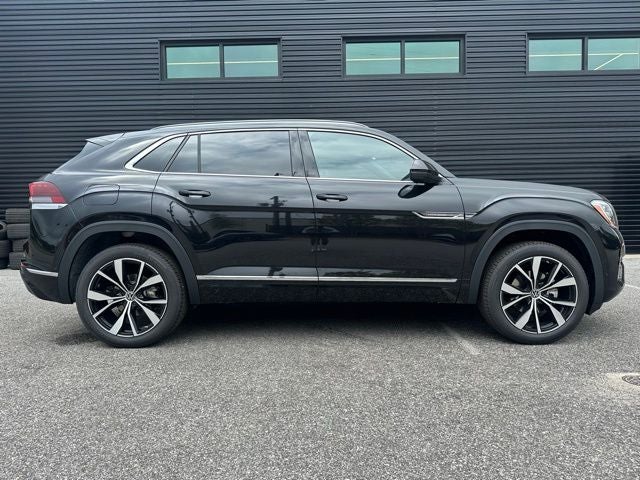 2025 Volkswagen Atlas Cross Sport 2.0T SEL Premium R-Line