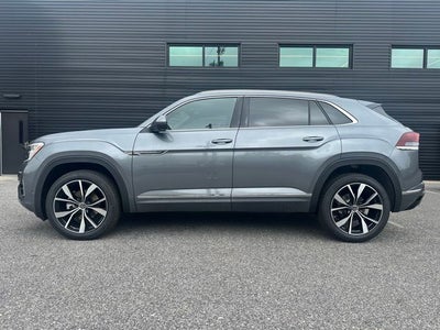 2025 Volkswagen Atlas Cross Sport 2.0T SEL Premium R-Line