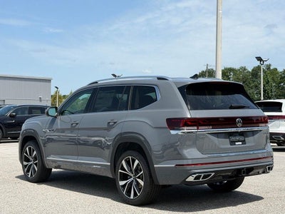 2026 Volkswagen Atlas 2.0T SEL Premium R-Line