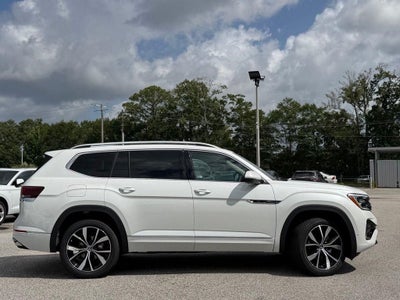 2026 Volkswagen Atlas 2.0T SEL Premium R-Line