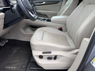2024 Volkswagen Atlas 2.0T SEL Premium R-Line