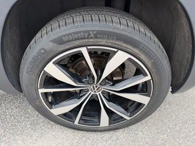 2024 Volkswagen Atlas 2.0T SEL Premium R-Line