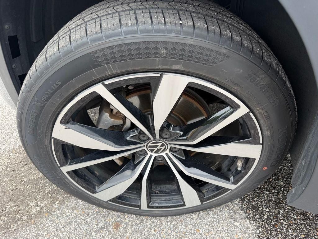 2024 Volkswagen Atlas 2.0T SEL Premium R-Line