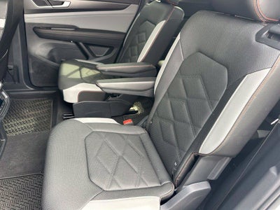 2024 Volkswagen Atlas 2.0T Peak Edition SEL